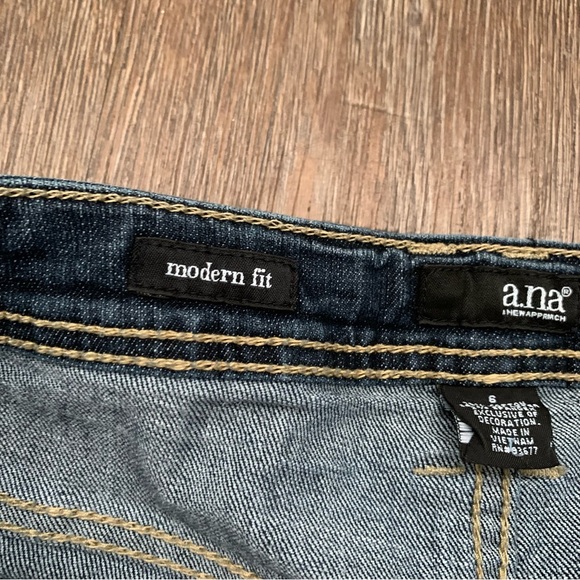 Ana Modern Fit Size 6 - Picture 7 of 8